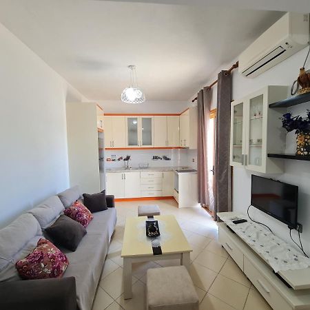 Guesthouse Emanuel Ksamil Luaran gambar