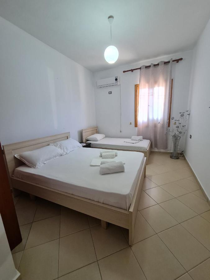 Guesthouse Emanuel Ksamil Luaran gambar