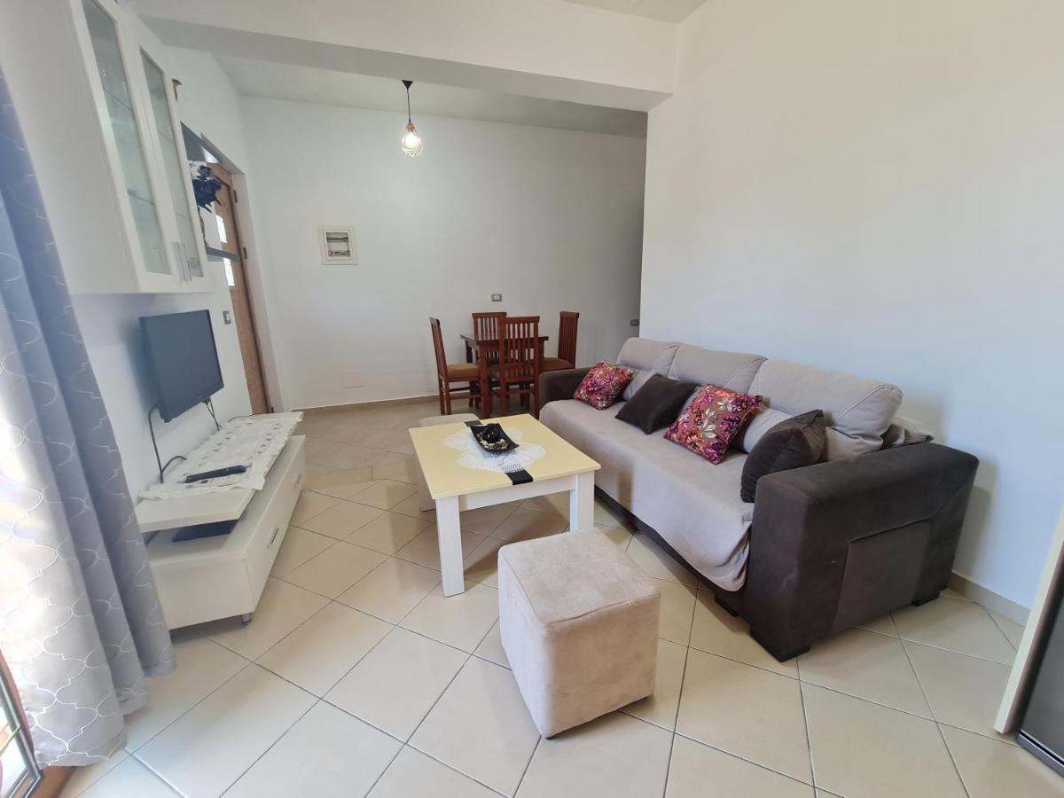 Guesthouse Emanuel Ksamil Luaran gambar