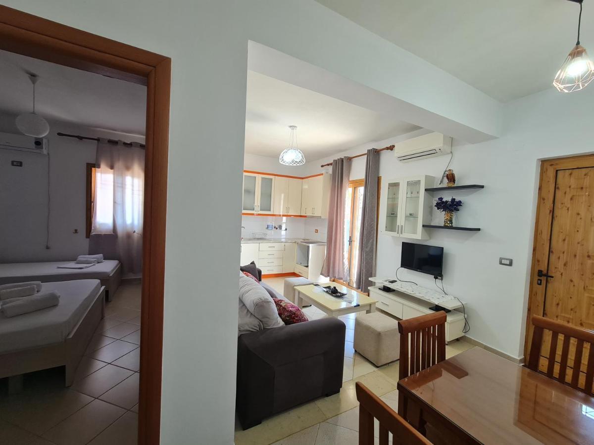 Guesthouse Emanuel Ksamil Luaran gambar