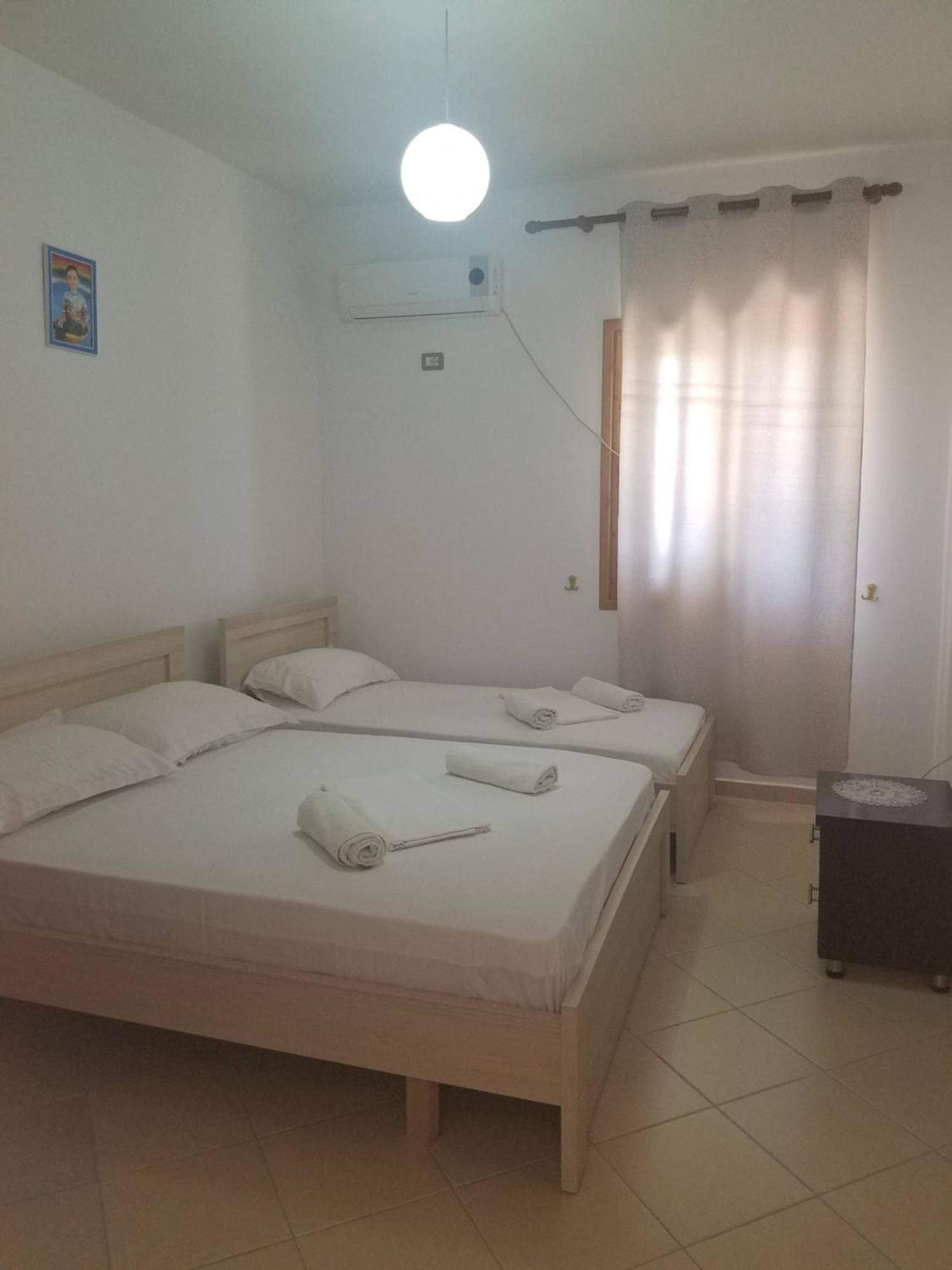 Guesthouse Emanuel Ksamil Luaran gambar