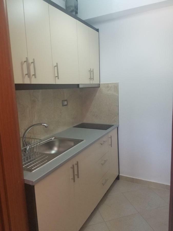 Guesthouse Emanuel Ksamil Luaran gambar