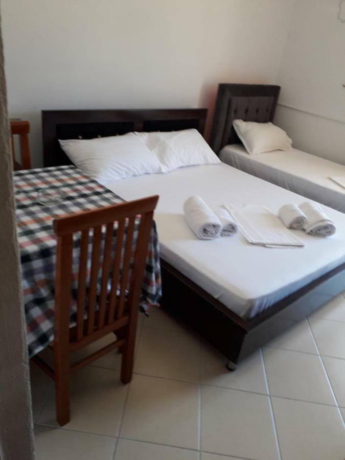 Guesthouse Emanuel Ksamil Luaran gambar